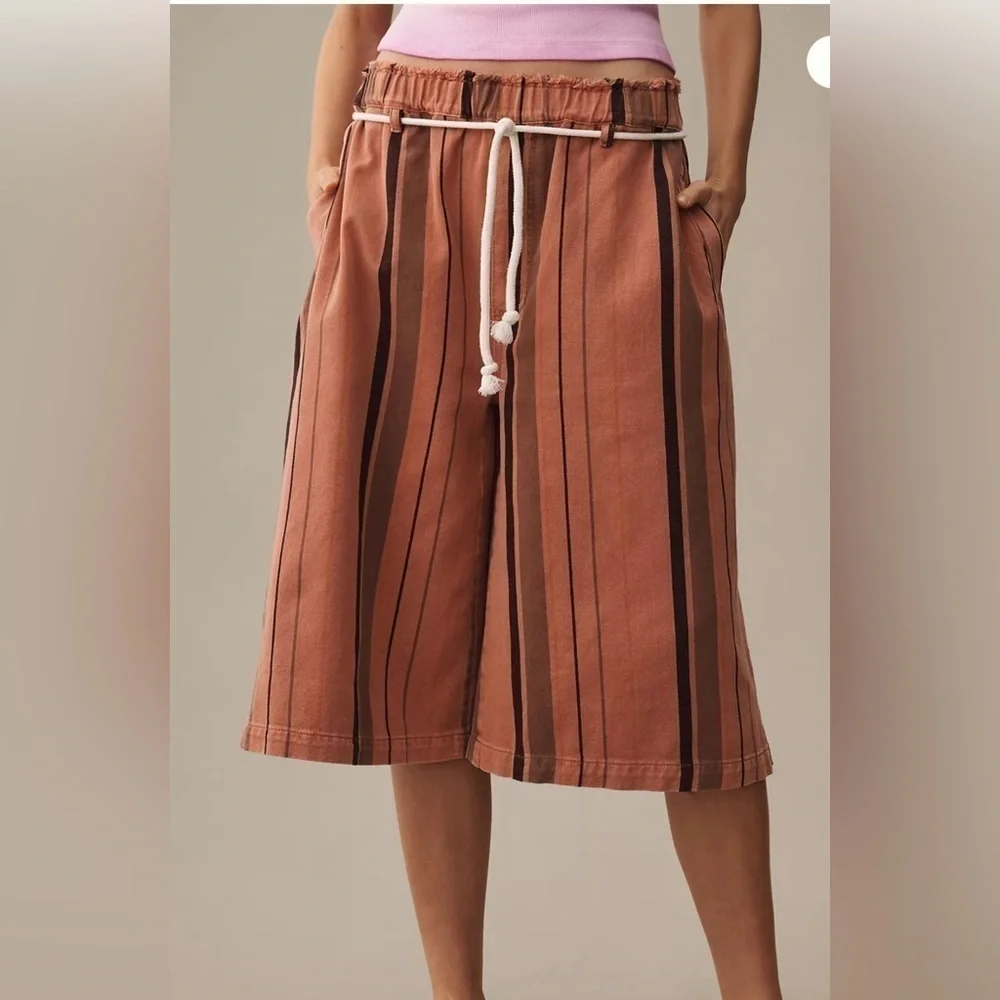 Anthropologie, NWT, Pilcro Cropped PJ Wide-Leg Jeans, Medium in Purple Motif - Picture 5 of 10